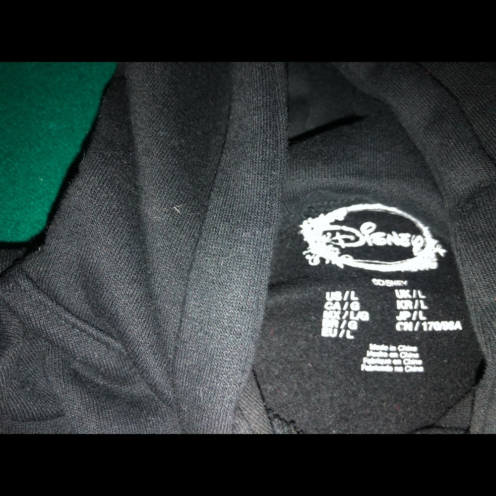 Sweatshirt - Picture 2 of 4